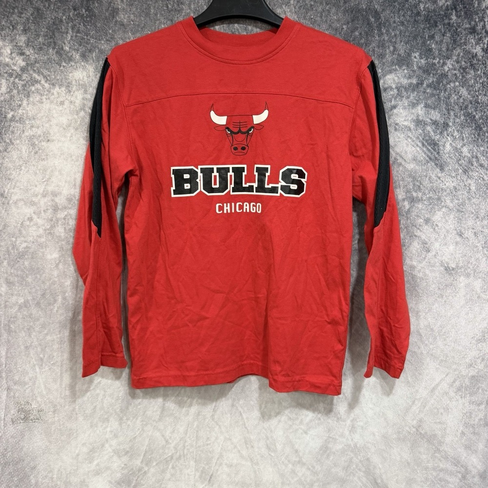 Chicago Bulls Official NBA Kids Youth Size L Long Sleeve Athletic Crewneck Red